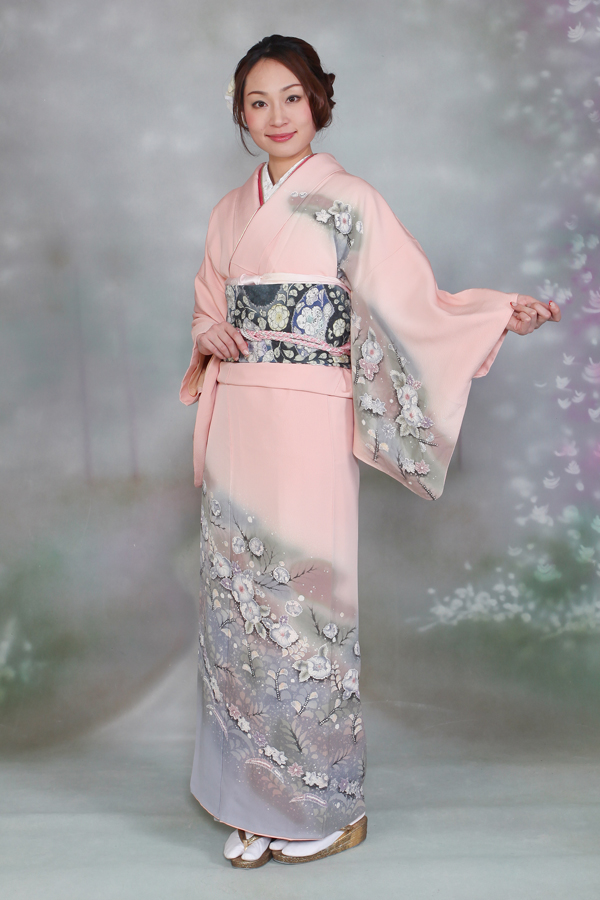 薄いピンク色に流れる様な辻ヶ花の訪問着　着物 着物 浴衣/水着 レディース オンライン大阪